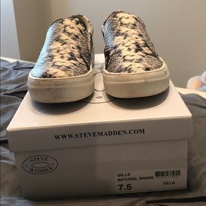 Steve Madden Gills Snakeskin Size 7.5